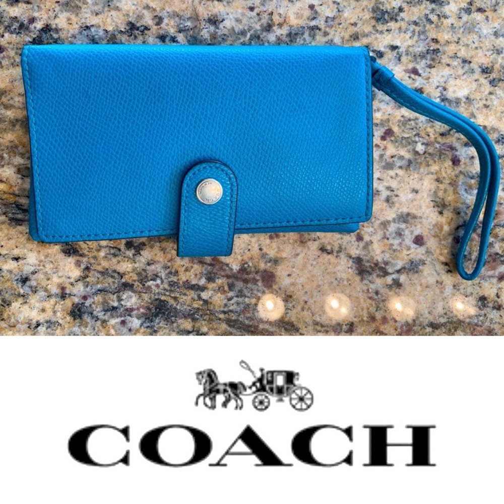 FUN Coach Wristlet Phone Carrier